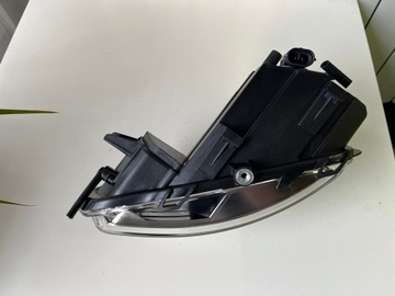 Фара галогенная правая MERCEDES ACTROS MP4, новый оригинал