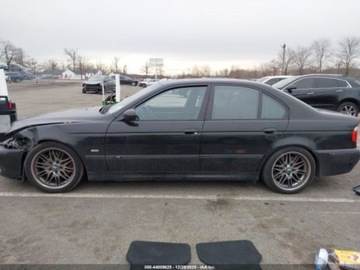 BMW Seria 5 E60 2003 BMW M5 2003 5.0 Benzyna 394KM, zdjęcie 2