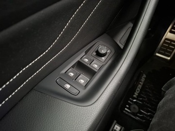 Volkswagen Arteon Fastback Facelifting 2.0 TSI 190KM 2022 Volkswagen Arteon Elegance, 2.0 TSI / 190KM, DSG,, zdjęcie 20