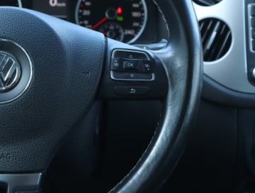 Volkswagen Tiguan I SUV Facelifting 2.0 TDI CR DPF BlueMotion 177KM 2014 VW Tiguan 2.0 TDI, 174 KM, 4X4, DSG, Navi, Klima, zdjęcie 19