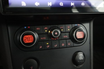 Nissan Qashqai I Crossover 2.0 dCi 150KM 2009 Nissan Qashqai+2 2.0 dCi, 7 miejsc, Xenon, Klima, zdjęcie 15