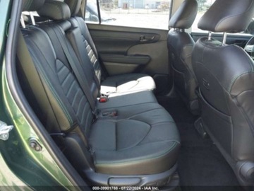 Toyota Highlander III 2023 Toyota Highlander 2023r, Hybrid, LE, 2.5L, 4x4 2.5 Hybryda 243KM, zdjęcie 11
