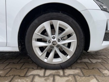 Skoda Octavia IV Liftback 2.0 TDI 150KM 2024 Skoda Octavia 2.0TDI 150KM Selection SalonPL ASO Virtual Matrix Kessy Zima, zdjęcie 33