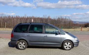Seat Alhambra I (7MS) Minivan Facelifting 2.0 TDI 140KM 2008 Seat Alhambra 2.0TDI 140KM 7osobowy Zarejestrowany Wymieniony rozrzad Opon, zdjęcie 3