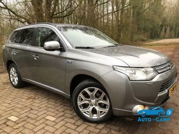 Mitsubishi Outlander III 2014 Mitsubishi Outlander PHEV*radary*asystent pasa*ASO, zdjęcie 25