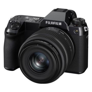 Нательная камера Fujifilm GFX 50S II