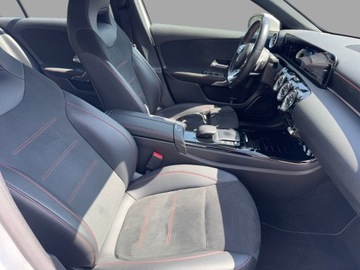 Mercedes Klasa A W177/V177 Hatchback Facelifting 1.3 180 136KM 2022 Mercedes-Benz A 180, zdjęcie 19