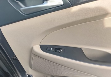 Hyundai Tucson III SUV 1.7 CRDi 141KM 2016 Hyundai Tucson HYUNDAI TUCSON 2016r 1.7 CRDI 141 KM Automat FULAS 1.7 141KM, zdjęcie 20