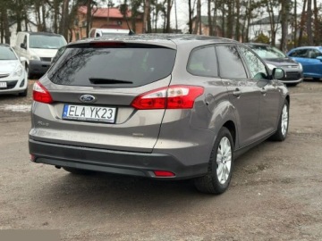 Ford Focus III Kombi 1.0 EcoBoost 125KM 2012 Ford Focus 1.0 EcoBoost STart-Stopp-System Trend 125KM 2012r, zdjęcie 6