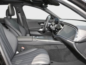Mercedes Klasa E W214 Sedan 2.0 220d 197KM 2025 E Klasa 220 d 4-Matic AMG 2.0 (197KM) 2025, zdjęcie 8