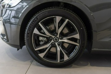 Volvo V60 II  Kombi Facelifting 2.0 B4 B 197KM 2026 Volvo V60 Plus Dark B4 Mild hybrid Benzyna 197 KM, zdjęcie 9