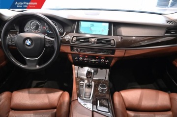 BMW Seria 5 F10-F11 Limuzyna 520d 184KM 2014 BMW Seria 5 520dLED Fog LightsFotel SportowyHak Holowniczy 2.0 Diesel, zdjęcie 14