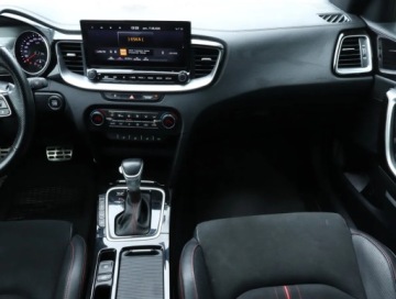 Kia Proceed Shooting Brake Facelifting 1.6 T-GDI 204KM 2022 Kia ProCeed GT 1.6 T-GDI, Salon Polska, zdjęcie 7