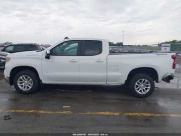 Chevrolet Silverado II 2025 Chevrolet Silverado 2025r., 4x4, 2.7L 2.7 Benzyna 310KM, zdjęcie 5