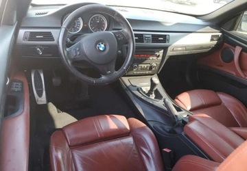 BMW Seria 3 E90-91-92-93 M3 Limuzyna E90 4.0 V8 420KM 2011 BMW M3 Auta z USA - Zapytaj o wiecej ofert 4.0 Benzyna 420KM, zdjęcie 5