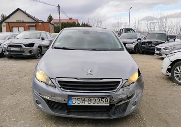 Peugeot 308 II SW 1.6 BlueHDi 120KM 2016 Peugeot 308 2016r. 1.6HDI. Uszkodzony lekko przod i tyl. Jezdzi. 1.6, zdjęcie 17