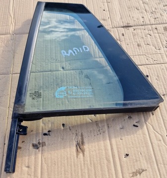 SKLO (OKNO) DVEŘE LEVÝ ZADNÍ SKODA RAPID 12- KOMBI