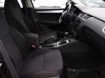 Skoda Octavia III Kombi 2.0 TDI 150KM 2016 Skoda Octavia 2.0 TDI, Salon Polska, DSG, VAT 23%, zdjęcie 8