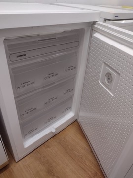 Морозильная камера SIEMENS с 4 ящиками GS12DA20