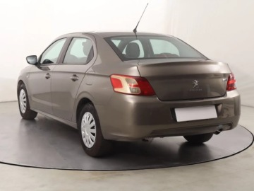Peugeot 301 Sedan 1.2 VTi 72KM 2014 Peugeot 301 1.2 VTi, Salon Polska, Klima, zdjęcie 3
