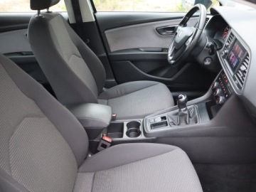 Seat Leon III ST Facelifting 1.5 EcoTSI 130KM 2018 Seat Leon 1.5 TSI, Salon Polska, Serwis ASO, zdjęcie 8