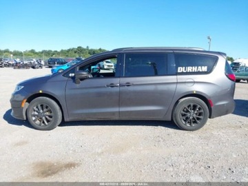 Chrysler Pacifica II 2021 Chrysler Pacifica Touring L 2021 3.6l 3.6 Benzyna 287KM, zdjęcie 2