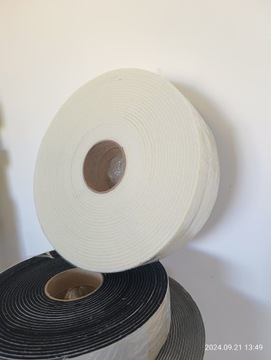 Фетровая лента с клеем, самоклеящийся акустический фетр ЛАГИ 30мм 30м 3мм