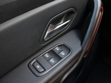 Dacia Duster II SUV Facelifting 1.3 TCe 150KM 2022 Dacia Duster 1.3 TCe, Salon Polska, 1. Właściciel, zdjęcie 17