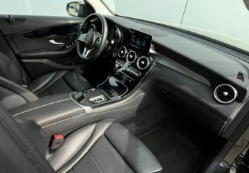 Mercedes GLC C253 SUV Plug-In 2.0 300e 320KM 2020 Mercedes-Benz GLC 4 Matic Plug-In Skora Navi Kamera Full Led FV23, zdjęcie 16