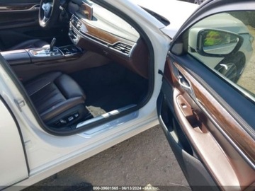 BMW Seria 7 G11-G12 2020 BMW Seria 7 2020 BMW 7 Series 750i xDrive Sedan 4.4 Benzyna 523KM, zdjęcie 6