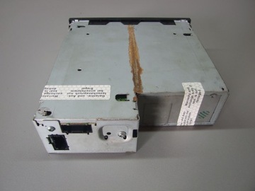 ZMIENIARKA PLYT CD AUDI A6 C6 A8 S8 D3 4E0910110E