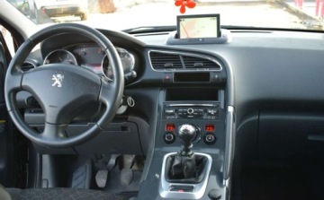 Peugeot 3008 I Crossover 1.6 HDi FAP 115KM 2014 Peugeot 3008 3008 LIFT 2014r 1.6 e-HDI Nawigacja, Alusy, Parktronic 1.6, zdjęcie 7