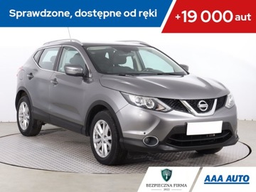 Nissan Qashqai II Crossover 1.2 DIG-T 115KM 2016 Nissan Qashqai 1.2 DIG-T, Salon Polska