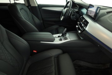 BMW Seria 5 G30-G31 Touring Facelifting 2.0 520i 184KM 2023 BMW 5 520i, Salon Polska, 1. Właściciel, zdjęcie 6