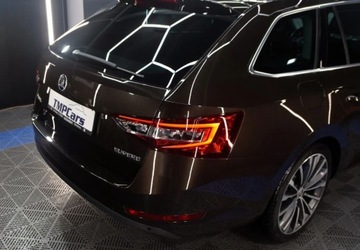 Skoda Superb III Kombi 1.8 TSI 180KM 2016 Skoda Superb Skory_Naglosnienie Canton_Panoramiczny dach 1.8 Benzyna, zdjęcie 15