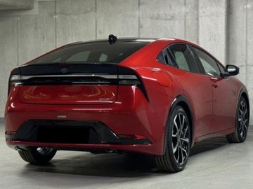 Toyota Prius V (XW60) 2.0  Hybrid Dynamic Force Plug-in 223KM 2025 Od ręki - Executive 2.0 Plug-in Hybrid 223KM | Kamera 360!, zdjęcie 5