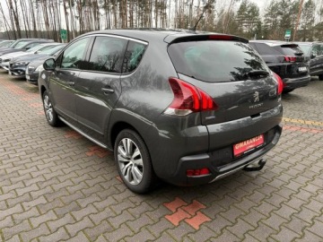 Peugeot 3008 I Crossover Facelifting 1.6 BlueHDi 120KM 2016 Peugeot 3008 1.6 HDI 120 KM Półskóry Panorama, zdjęcie 4