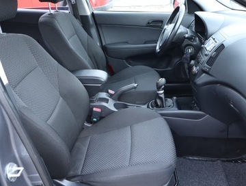 Hyundai i30 I CW Facelifting 1.6 DOHC CVVT 126KM 2012 Hyundai i30 1.6 CVVT, Salon Polska, GAZ, Klima, zdjęcie 8