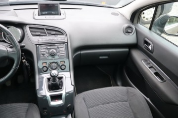 Peugeot 5008 I Minivan 2.0 HDi FAP 150KM 2010 Peugeot 5008 2.0 HDI, 7 miejsc, HAK, Klima, zdjęcie 7