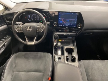 Lexus NX II SUV 350h 242KM 2023 Lexus NX 350h Elegance AWD II (2021-) Lexus NX 350, zdjęcie 9