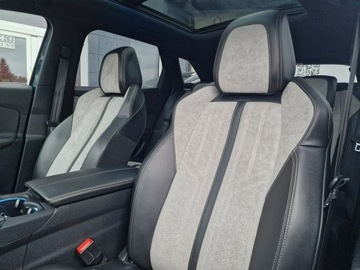 Peugeot 3008 II Plug-In Hybrid Facelifting 1.6 HYBRID4 300KM 2021 Peugeot 3008 GT Full 4x4, zdjęcie 18