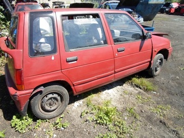 ЗАДНЕЕ ЛЕВОЕ СТЕКЛО ЗАДНЕЕ Daewoo Tico 99