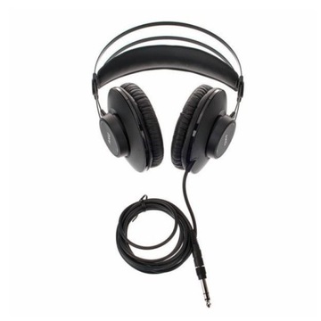AKG K52 профессиональные закрытые студийные наушники.