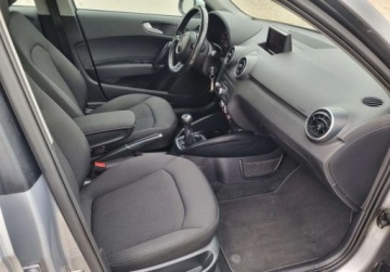 Audi A1 I Sportback 5d Facelifting 1.4 TFSI 125KM 2015 Audi A1 Sportback Sliczna 1.4 TFSI Bogata Wersja ORYGINAL Zadbana SERWIS 2, zdjęcie 8