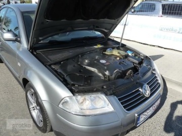 Volkswagen Passat B5 Sedan 1.9 TDI 130KM 2001 Volkswagen Passat Volkswagen Passat B5 Highline Klimatronik Zmieniarka Zar, zdjęcie 21