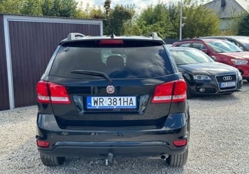 Fiat Freemont 2.0 Multijet II 16v 170KM 2015 Fiat Freemont 2.0 mjet 170KM diesel 4x4 Black Code 7 osob TV Navi PDC Pols, zdjęcie 3