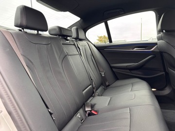 BMW Seria 5 G30-G31 Limuzyna Facelifting 2.0 518d 150KM 2023 BMW 518 BMW 518d 150 KM NISKI PRZEBIEG !!! M-Pakie, zdjęcie 20