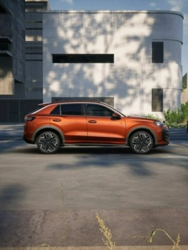 Volkswagen T-Roc I SUV Facelifting 1.5 TSI ACT 150KM 2026 Volkswagen T-Roc Wersja R-Line 1.5 eTSI 150 KM DSG, zdjęcie 4