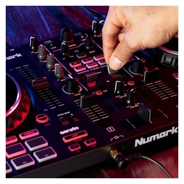 NUMARK MIXTRACK PRO FX — DJ-КОНТРОЛЛЕР