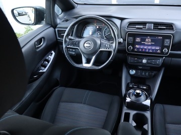 Nissan Leaf II Hatchback Elektryczny 40kWh 150KM 2022 Nissan Leaf 40 kWh, Salon Polska, Serwis ASO, zdjęcie 6